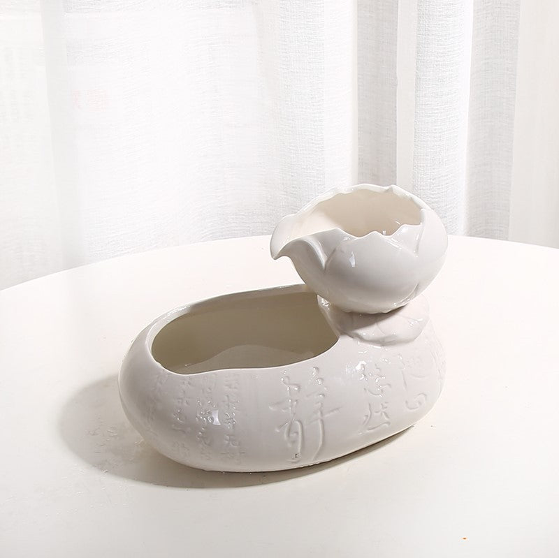 Water fountain - Tabby n Co